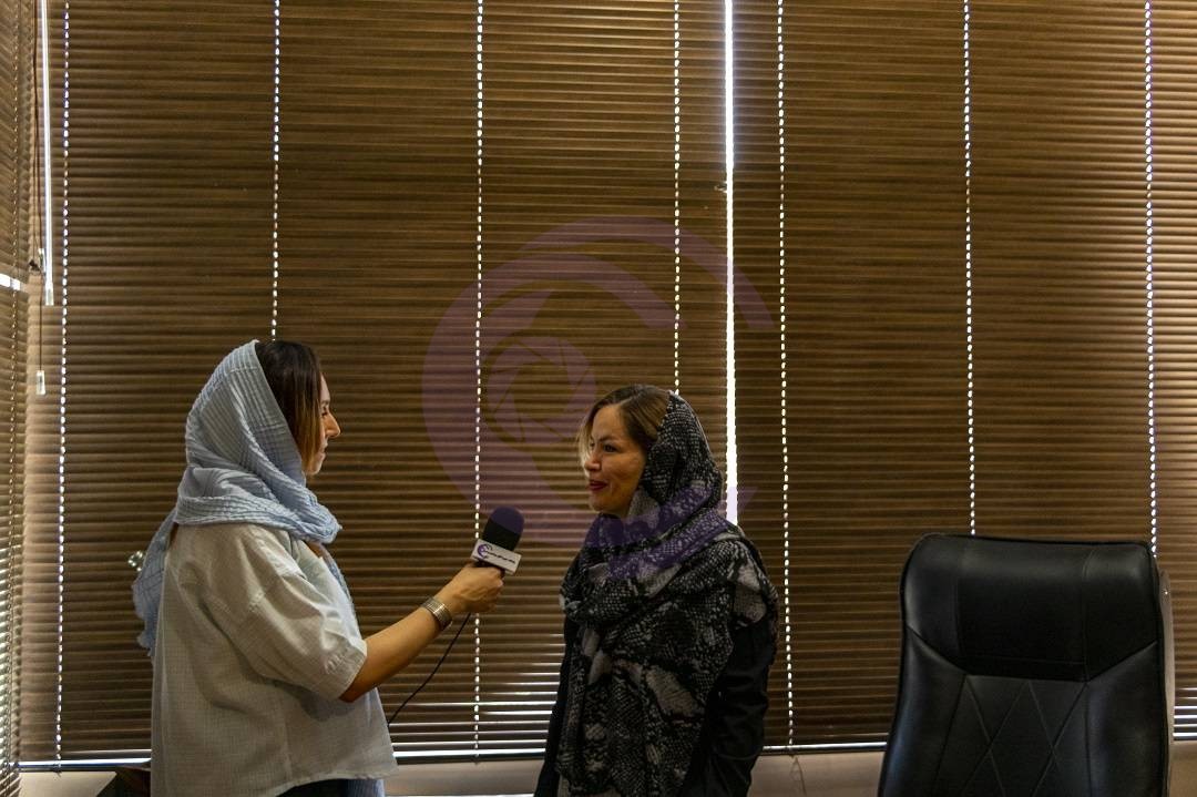 روایت راه‌ها و چهره‌ها در گالری «خانه دوست»؛ از چالش‌های کیوریتوری تا جسارت نگاه عکاسان جوان